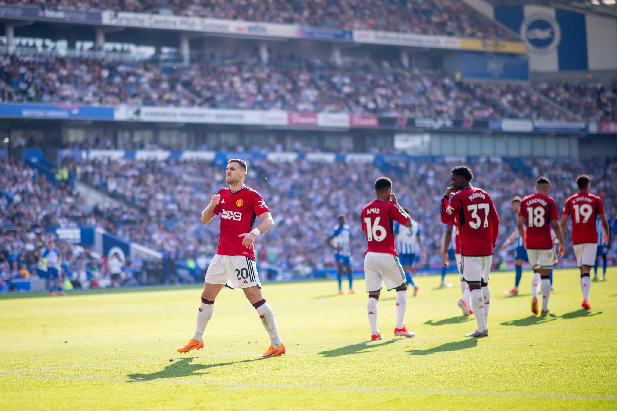 攻防两端的 攻防两端的